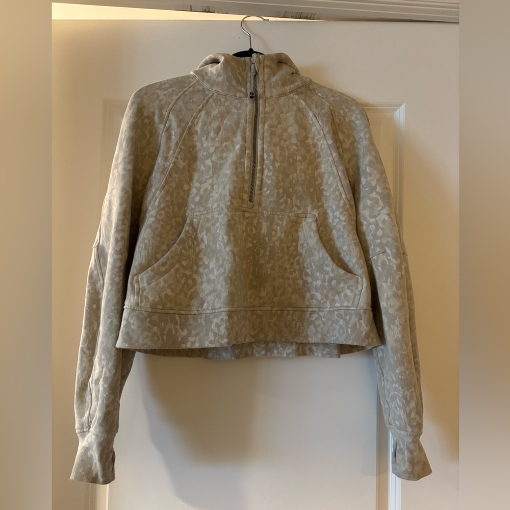 Lululemon Oversized Half Zip Scuba M/L neutral Leopard print